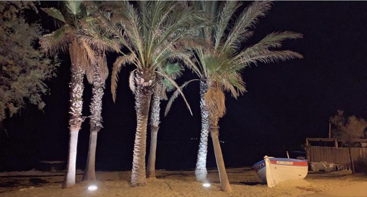 Face Mer Entre Plage Et Marina Bormes-les-Mimosas Luaran gambar